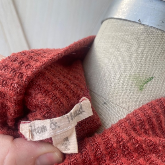 mock neck bodysuit - Picture 4 of 4